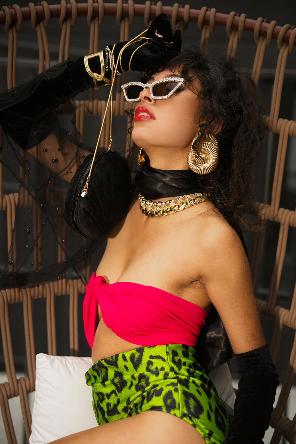 DNB's Black Vintage Neck scarf